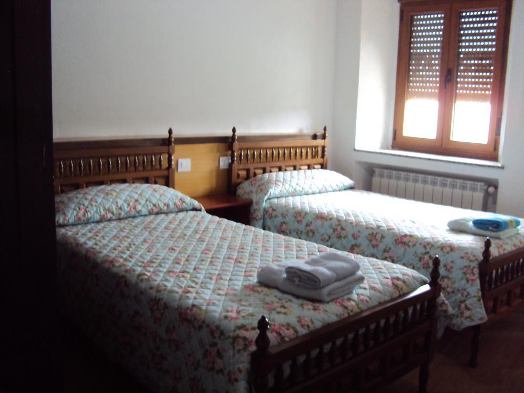 Villa Casa De Lucas Fonfría Esterno foto