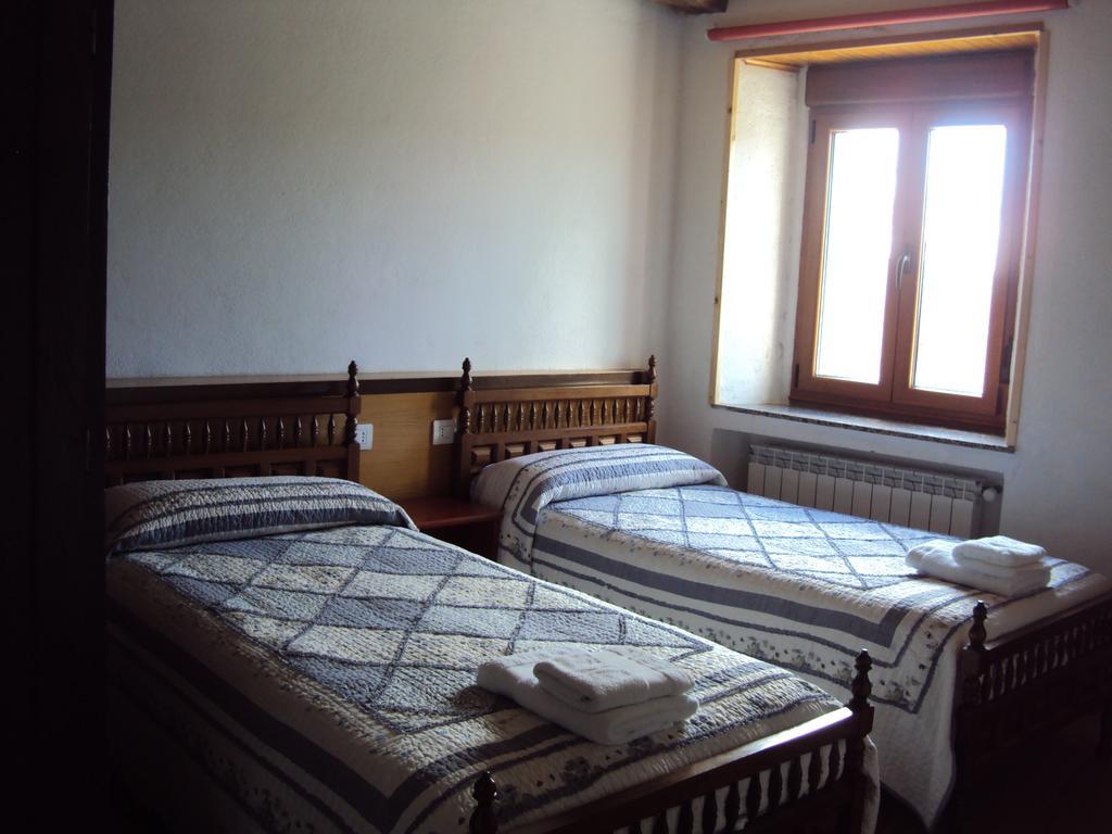 Villa Casa De Lucas Fonfría Esterno foto